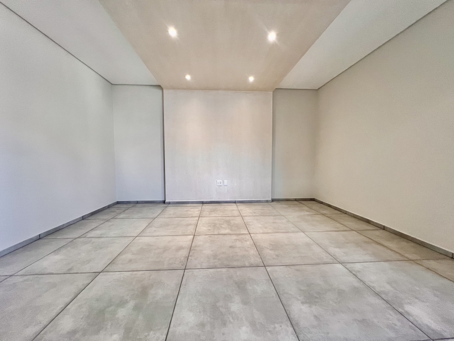 4 Bedroom Property for Sale in Myburgh Park Western Cape